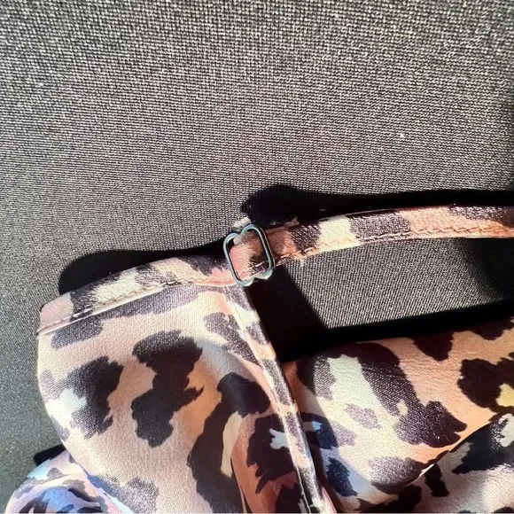 Long gown Perfect for going out or can be used as a nightgown. NWOT - Picture 5 of 6